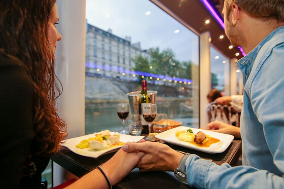 Dîner croisière Bistronomique début de soirée sur la Seine  - Adulte avec vin