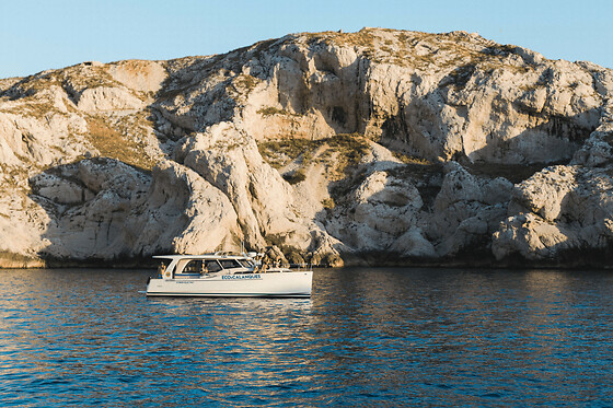 Journée en bateau dans les Calanques de Marseille, rive gauche