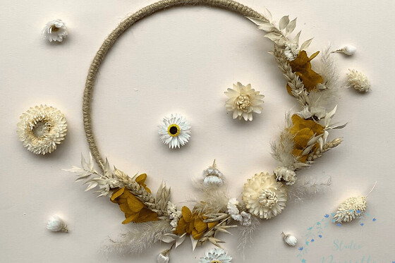 Atelier création d'un accessoire en fleurs séchées à Lille (59)