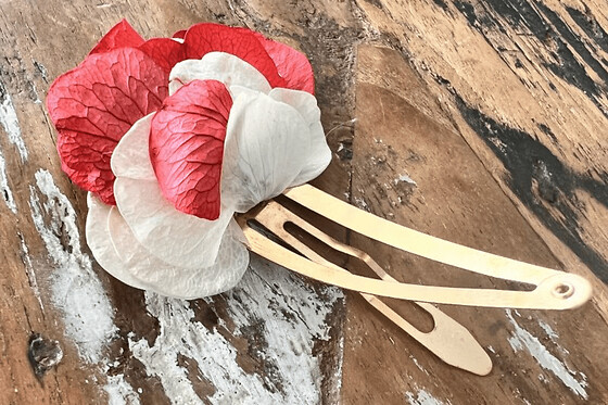Atelier de bijoux fleuris à Paris 15ème