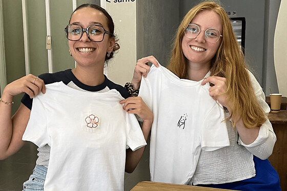 Atelier à la broderie sur vêtements à Toulouse (31)