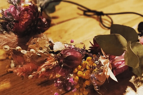 Atelier couronne de fleurs séchées à Lyon 4ème