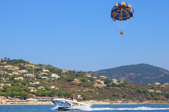 Parachute ascensionnel  à Sainte-Maxime (83)