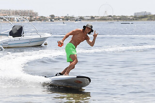 Surf électrique "Jet-Surf" à Barcarès (66)