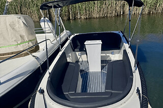 Location de bateau sans permis 7 p. Port de Mémard Aix-les-Bains