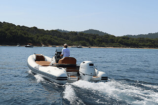 Location de bateau en journée avec ou sans skipper à Hyères (83)