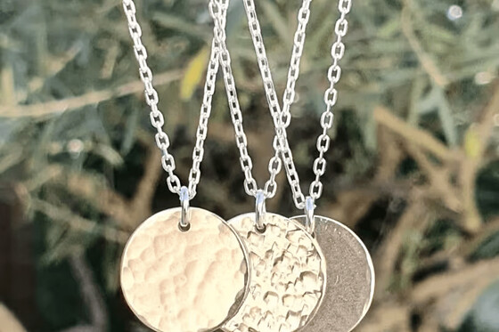 Atelier création d'une médaille en argent à Martignas-sur-Jalle