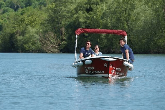 Location de bateau électrique (5 pers. max) à Meaux (77) - Location Ace 1 heure