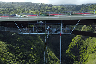 Saut pendulastique au Viaduc de la Fontaine à Saint-Leu