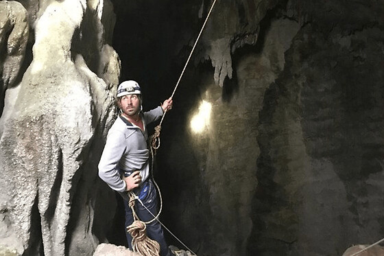 Saut pendulaire &  Via Ferrata du Thaurac près d'Agonès (34)