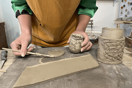 Atelier modelage poterie à Romans-sur-Isère (26)