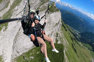 Vol ascendance Evasion en parapente depuis La Clusaz (74)