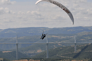 Baptême de l'air en parapente à Millau (12)