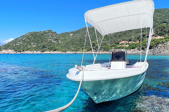 Location de bateau sans permis à Saint-Raphaël (83) - Demi-journée juillet- 4h