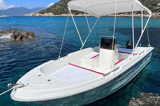 Location de bateau sans permis à Saint-Raphaël (83) - Demi-journée juillet- 4h