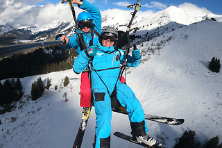 Baptême en parapente en hiver depuis Beauregard (74)