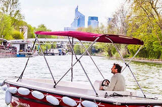 Location de bateau électrique (5 pers. max) à Levallois - Location Ace 1 heure