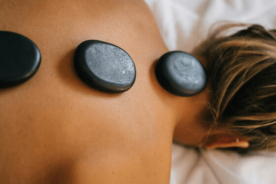 Massage aux pierres chaudes à Reims (51)