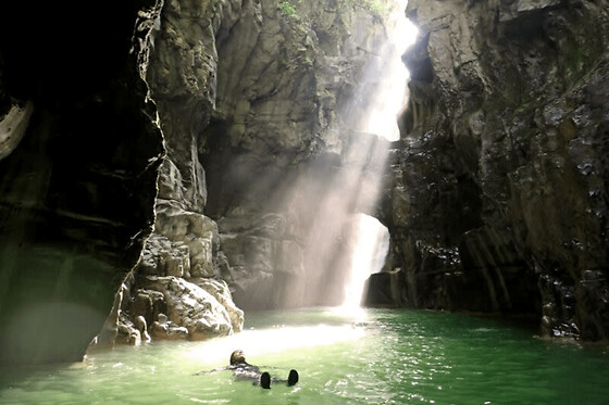 Canyoning aux Gorges de Chailles à Saint-Béron (73)