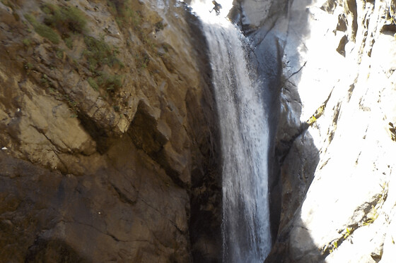 Canyoning sportif dans le canyon du Llech (66)