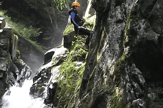Canyoning dans le canyon de Marc (09)