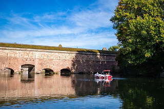 Location de bateau électrique (7 pers. max) à Strasbourg - Location Scoop 2 heures