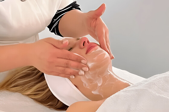 Massage relaxant à Paris 9ème - Vague Californienne - 30 Min