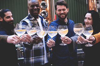 Atelier de distillation de gin en anglais à Paris 1er