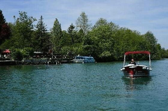 Location de bateau électrique (11 pers) à Meaux (77) - Location Most 1 heure