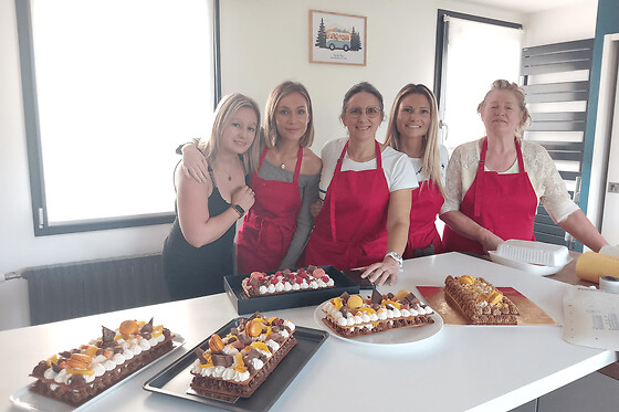 Atelier pâtisserie d'un Number Cake à Lorleau (27)