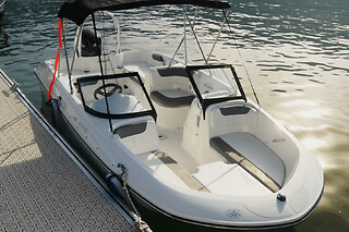 Location de bateau avec permis 8 p. Port de Mémard Aix-les-Bains