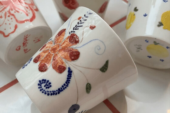 Atelier décoration sur porcelaine à Limoges (87)
