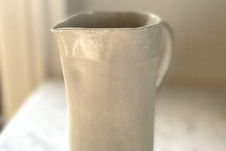 Atelier céramique/poterie création d'une carafe à Lille (59)