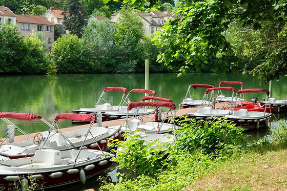 Location de bateau électrique (11 pers. max) à Bougival - Location Most 2 heures