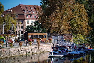Location de bateau électrique (11 pers. max) à Strasbourg - Location Most 2 heures
