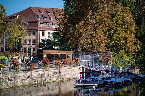 Location de bateau électrique (11 pers. max) à Strasbourg - Location Most 2 heures
