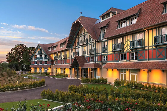 Spa privatif en duo à l'Hôtel Renaissance Paris St Cloud (92)