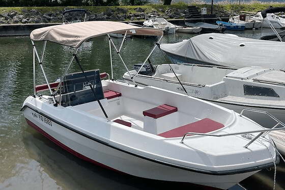 Location de bateau sans permis 4 p. Port de Mémard Aix-les-Bains