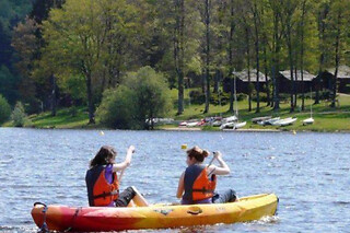 Location de Canoë sur le Lac des Settons (58)