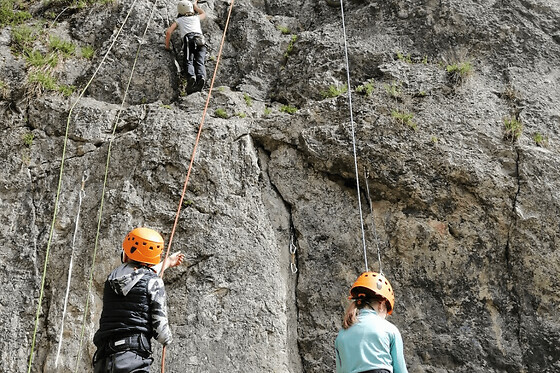 Initiation à l'escalade au lac d'Anthon à Mieussy (74)