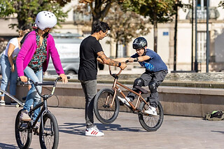Cours de BMX Freestyle à Issy-Les-Moulineaux (92)
