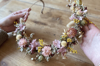 Atelier création couronne en fleurs séchées à Mouvaux (59)