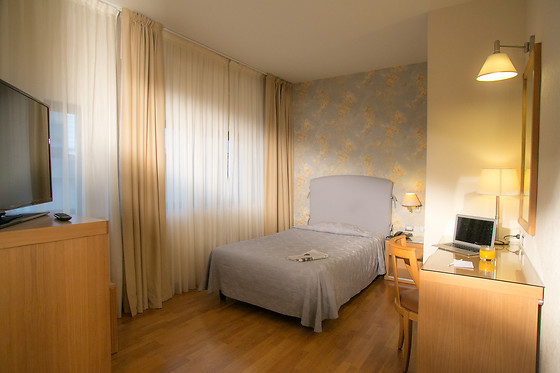 Hotel Touring - photo 2
