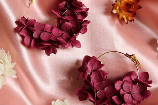 Atelier création de boucles d'oreilles florales à Paris 2ème