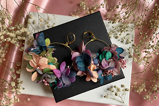 Atelier création de boucles d'oreilles florales à Paris 2ème
