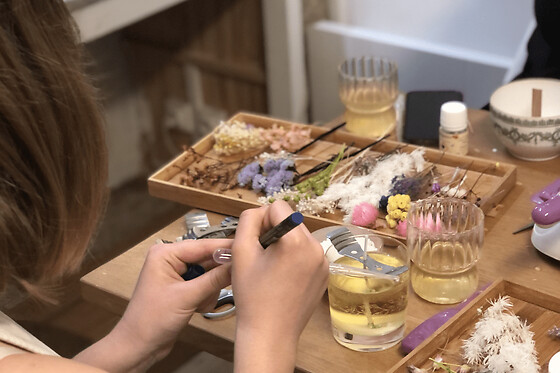 Atelier bougie fleurie et parfumée à Villejuif (94)