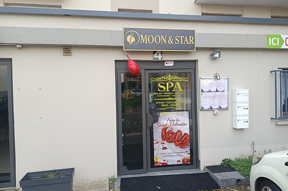 Moon and star Head Spa et massage - photo 4
