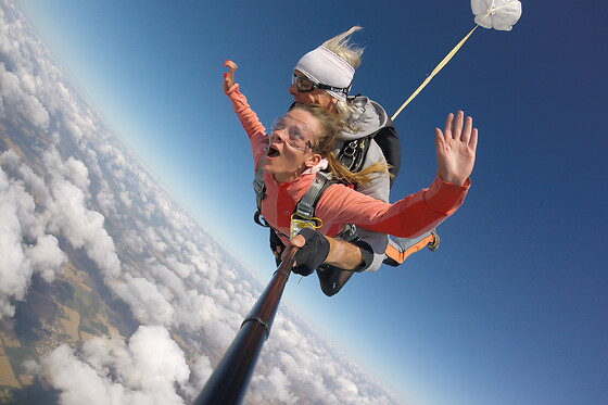 Baptême de saut en parachute - Fly attitude - Vimory (45)