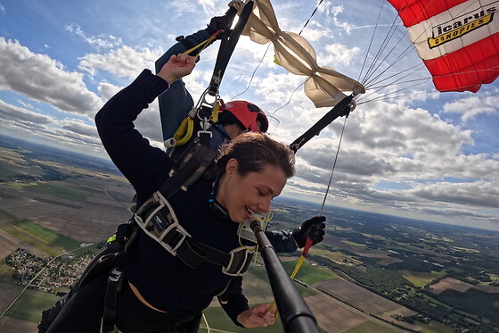 Baptême de saut en parachute - Fly attitude - Vimory (45)