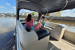 Balade privative en bateau - Le Duc des Chauvières - Château-Gontier-sur-Mayenne (53)